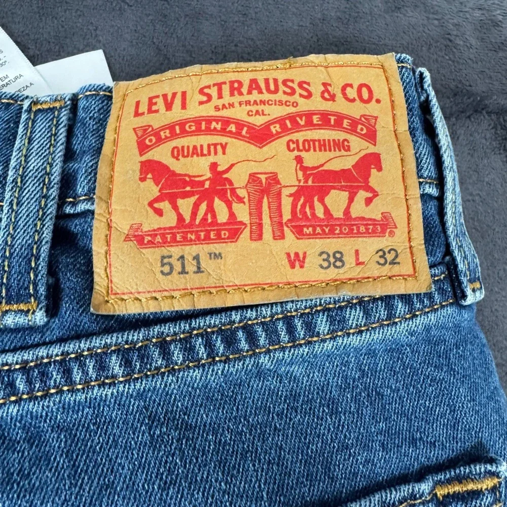 Levi's 511 Slim Fit Jeans Mens 38x32 Blue Medium Wash Denim 04511-1163